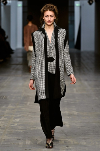 Fotoservizio/FW 18-19/WOMEN/FRANCESCA LIBERATORE/DP2/2