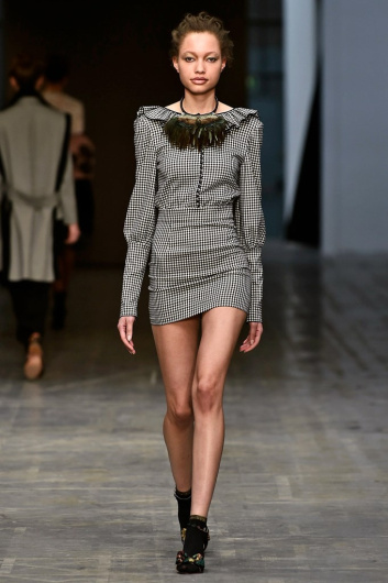 Fotoservizio/FW 18-19/WOMEN/FRANCESCA LIBERATORE/DP2/4