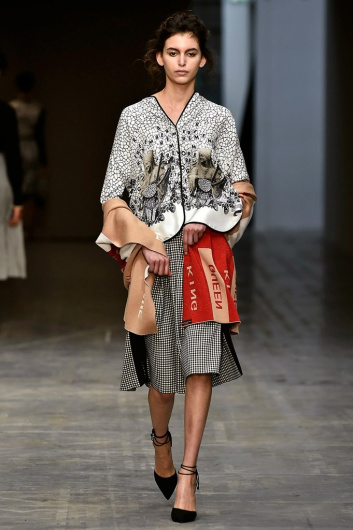 Fotoservizio/FW 18-19/WOMEN/FRANCESCA LIBERATORE/DP2/9