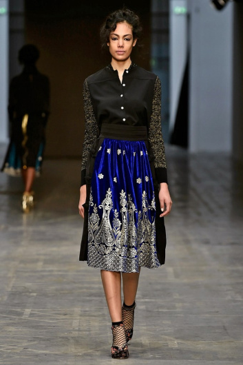 Fotoservizio/FW 18-19/WOMEN/FRANCESCA LIBERATORE/DP2/4