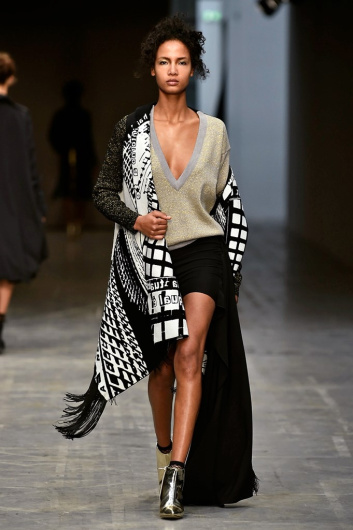 Fotoservizio/FW 18-19/WOMEN/FRANCESCA LIBERATORE/DP2/5