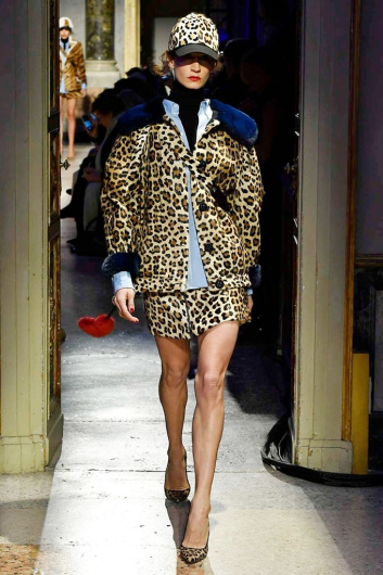 Fotoservizio/FW 18-19/WOMEN/SIMONETTA RAVIZZA/DP2/0