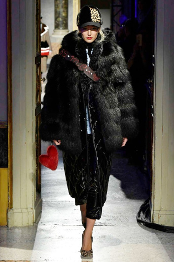 Fotoservizio/FW 18-19/WOMEN/SIMONETTA RAVIZZA/DP2/9