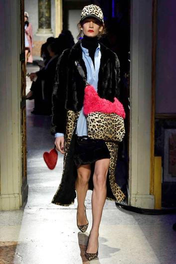 Fotoservizio/FW 18-19/WOMEN/SIMONETTA RAVIZZA/DP2/6
