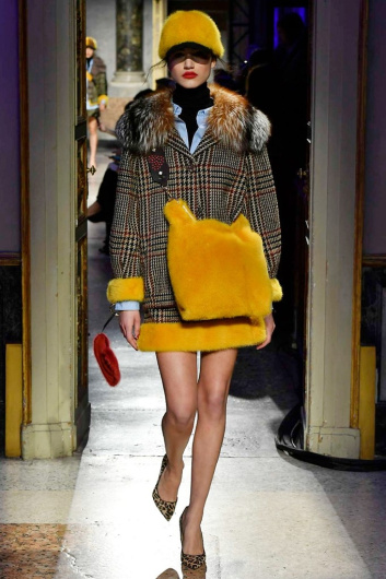 Fotoservizio/FW 18-19/WOMEN/SIMONETTA RAVIZZA/DP2/0
