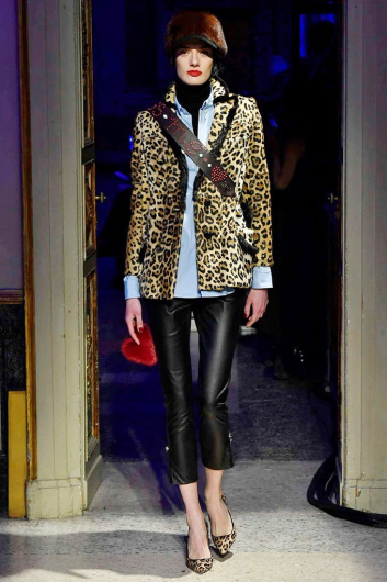 Fotoservizio/FW 18-19/WOMEN/SIMONETTA RAVIZZA/DP2/1