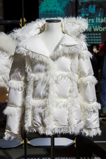 Fotoservizio/FW 18-19/WOMEN/MR & MRS ITALY PRESENTATION/DP2/15