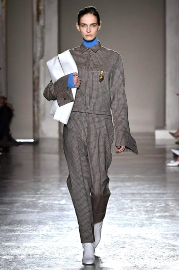 Fotoservizio/FW 18-19/WOMEN/GABRIELE COLANGELO/DP2/0