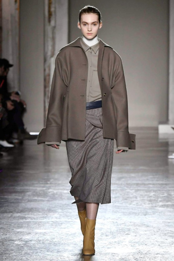 Fotoservizio/FW 18-19/WOMEN/GABRIELE COLANGELO/DP2/1