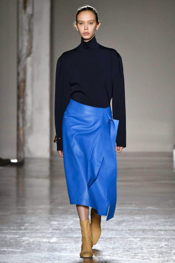 Fotoservizio/FW 18-19/WOMEN/GABRIELE COLANGELO/DP2/3