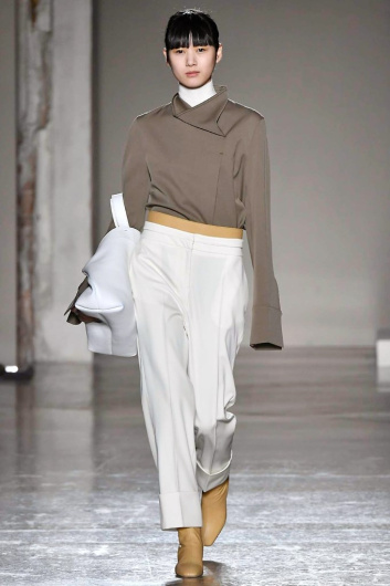 Fotoservizio/FW 18-19/WOMEN/GABRIELE COLANGELO/DP2/11