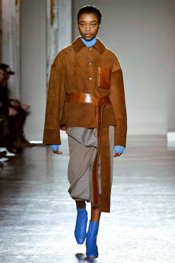 Fotoservizio/FW 18-19/WOMEN/GABRIELE COLANGELO/DP2/9