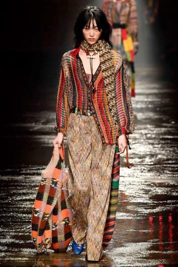 Fotoservizio/FW 18-19/WOMEN/MISSONI/DP2/3