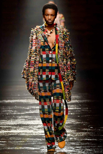 Fotoservizio/FW 18-19/WOMEN/MISSONI/DP2/1