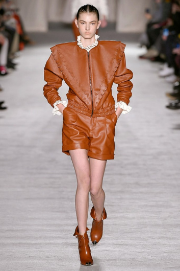Fotoservizio/FW 18-19/WOMEN/PHILOSOPHY DI LORENZO SERAFINI/DP2/1