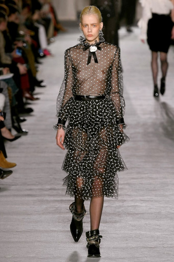 Fotoservizio/FW 18-19/WOMEN/PHILOSOPHY DI LORENZO SERAFINI/DP2/5