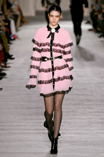 Fotoservizio/FW 18-19/WOMEN/PHILOSOPHY DI LORENZO SERAFINI/DP2/1