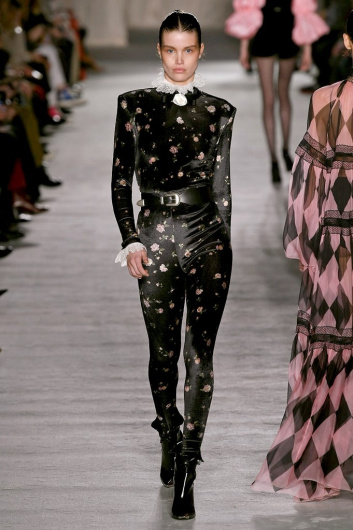 Fotoservizio/FW 18-19/WOMEN/PHILOSOPHY DI LORENZO SERAFINI/DP2/1