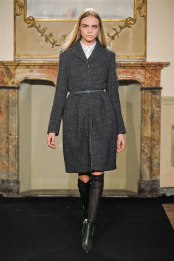 Fotoservizio/FW 2012-2013/WOMEN/2012 LES COPAINS/1