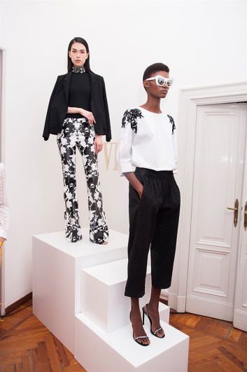 Fotoservizio/SS 2016/WOMEN/VIA DELLE PERLE VDP/DP2/9