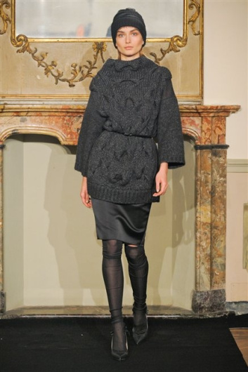 Fotoservizio/FW 2012-2013/WOMEN/2012 LES COPAINS/2