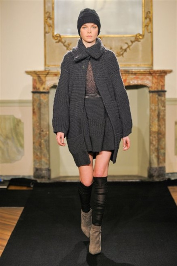 Fotoservizio/FW 2012-2013/WOMEN/2012 LES COPAINS/3