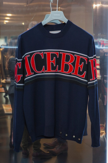 Fotoservizio/FW 18-19/WOMEN/ICEBERG/DP2/3