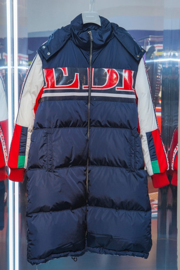 Fotoservizio/FW 18-19/WOMEN/ICEBERG/DP2/6