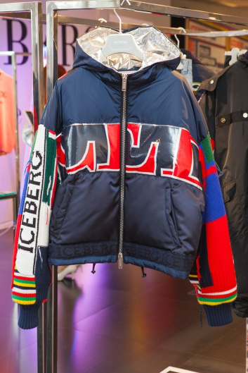 Fotoservizio/FW 18-19/WOMEN/ICEBERG/DP2/13