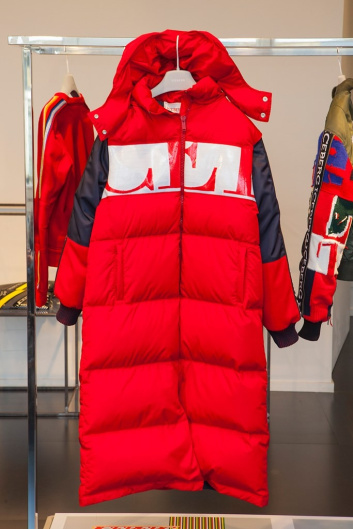 Fotoservizio/FW 18-19/WOMEN/ICEBERG/DP2/17
