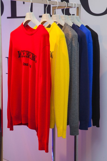 Fotoservizio/FW 18-19/WOMEN/ICEBERG/DP2/25
