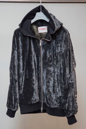 Fotoservizio/FW 18-19/WOMEN/ICEBERG/DP2/39