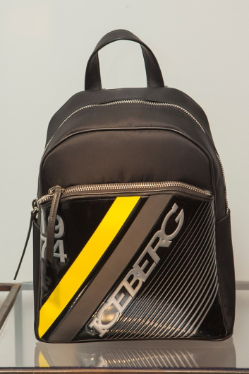 Fotoservizio/FW 18-19/WOMEN/ICEBERG/DP2/59