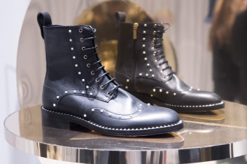 Fotoservizio/FW 18-19/WOMEN/JIMMY CHOO/DP2/8