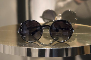 Fotoservizio/FW 18-19/WOMEN/JIMMY CHOO/DP2/2