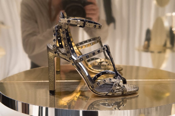 Fotoservizio/FW 18-19/WOMEN/JIMMY CHOO/DP2/15