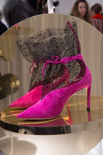 Fotoservizio/FW 18-19/WOMEN/JIMMY CHOO/DP2/36
