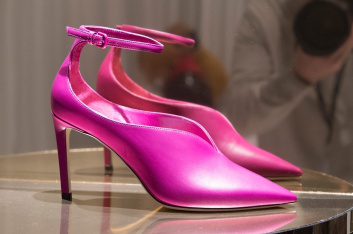 Fotoservizio/FW 18-19/WOMEN/JIMMY CHOO/DP2/32