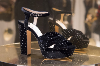 Fotoservizio/FW 18-19/WOMEN/JIMMY CHOO/DP2/50