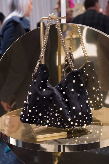 Fotoservizio/FW 18-19/WOMEN/JIMMY CHOO/DP2/53
