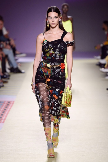 Fotoservizio/SS 2019/WOMEN/SFILATA/VERSACE/DP2/2