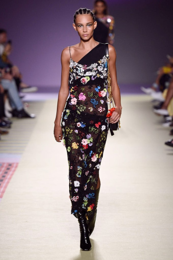 Fotoservizio/SS 2019/WOMEN/SFILATA/VERSACE/DP2/1