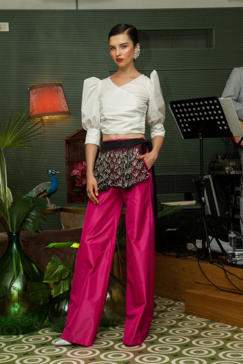 Fotoservizio/SS 2019/WOMEN/PRESENTAZIONE/AU JOUR LE JOUR/DP2/6