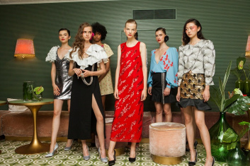 Fotoservizio/SS 2019/WOMEN/PRESENTAZIONE/AU JOUR LE JOUR/DP2/18