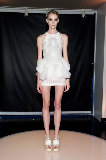 Fotoservizio/SS 2016/WOMEN/COINONIA/DP2/0