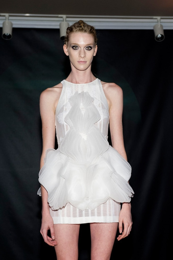 Fotoservizio/SS 2016/WOMEN/COINONIA/DP2/1