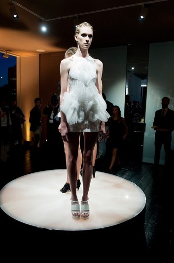 Fotoservizio/SS 2016/WOMEN/COINONIA/DP2/12
