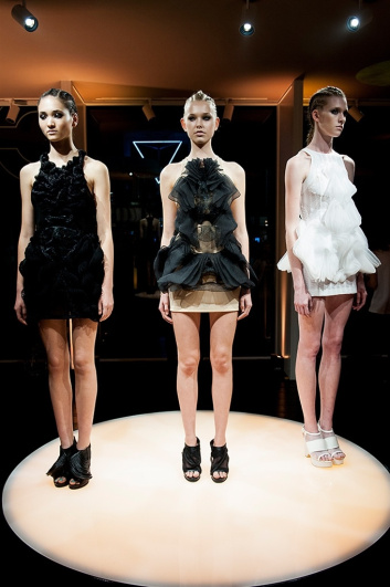 Fotoservizio/SS 2016/WOMEN/COINONIA/DP2/14