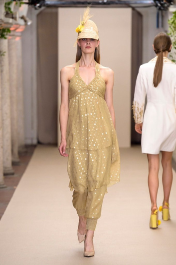 Fotoservizio/SS 2019/WOMEN/PRESENTAZIONE/ANTONIO CROCE/DP2/6