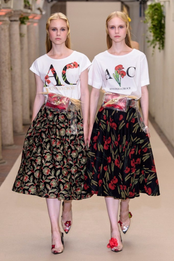 Fotoservizio/SS 2019/WOMEN/PRESENTAZIONE/ANTONIO CROCE/DP2/7